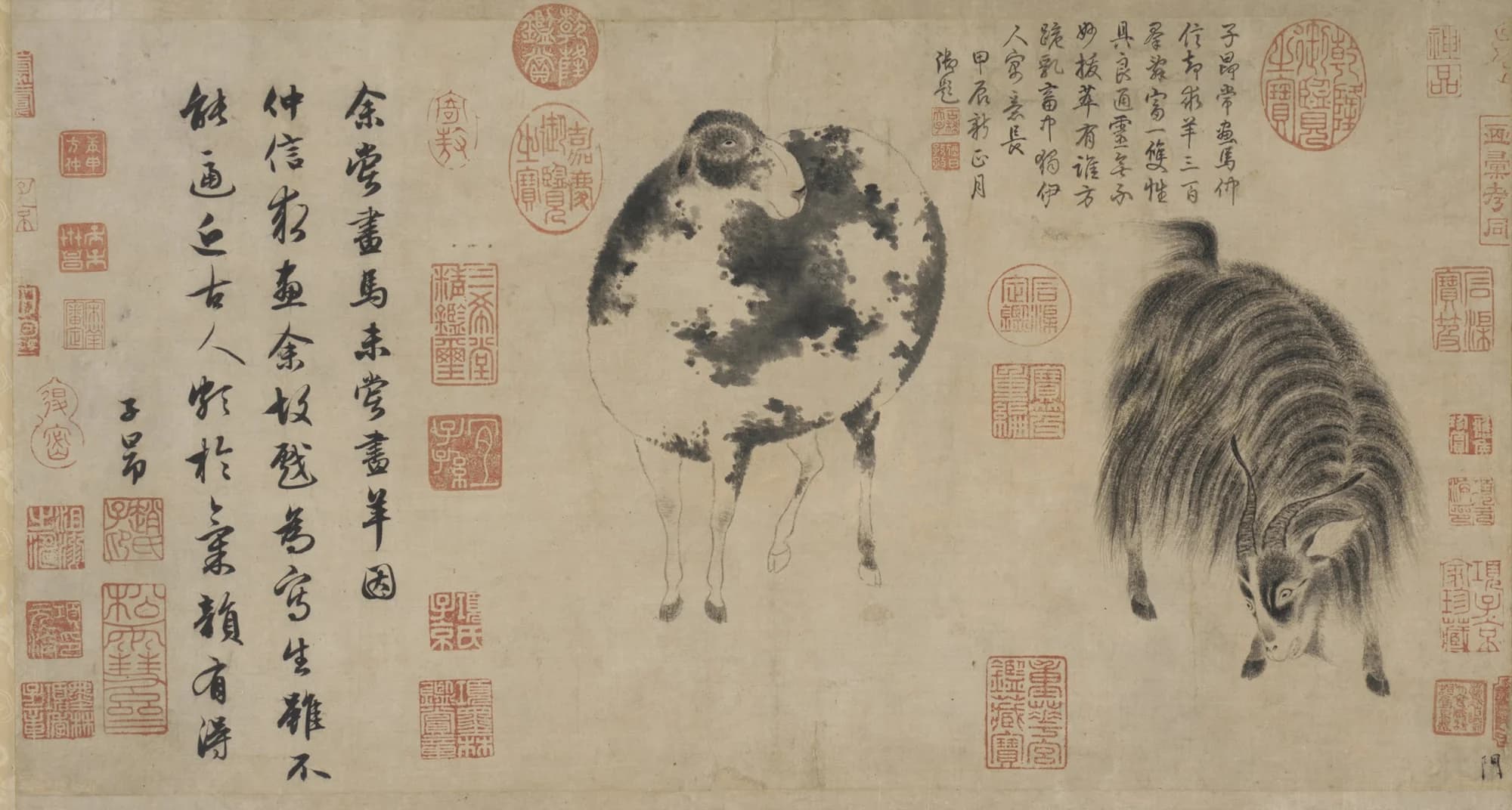 „Schaf und Ziege“ von Zhao Mengfu, Yuan-Dynastie, um 1300: ein rundes, geschecktes Schaf und eine langhaarige Ziege in Tusche, neben der Inschrift des Malers und den roten Siegeln von Sammlern